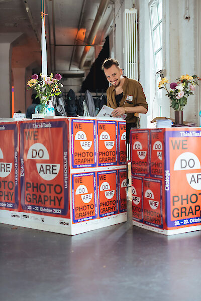 We Do/Are Photography im Kunsthafen, 2022 © Silviu Guiman